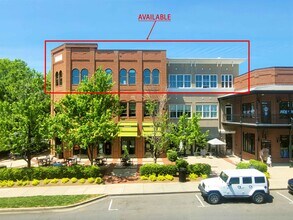 936 Market St, Fort Mill, SC à louer Photo de l’immeuble– Image 1 sur 19