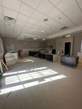 207 E Church St, Sandwich, IL à louer Photo intérieure– Image 1 sur 7