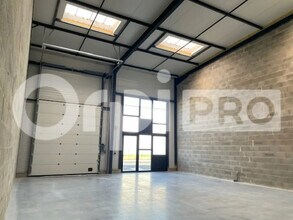 Local d'activités dans Trévoux à vendre Photo intérieure– Image 2 sur 2