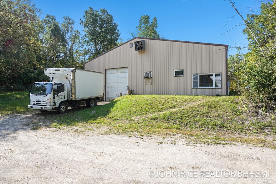 1900 W Main St, Ionia, MI à vendre - Photo principale – Image 1 sur 5