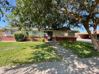 Plus de détails pour 3871 Ryde Ave, Stockton, CA - Logement à vendre