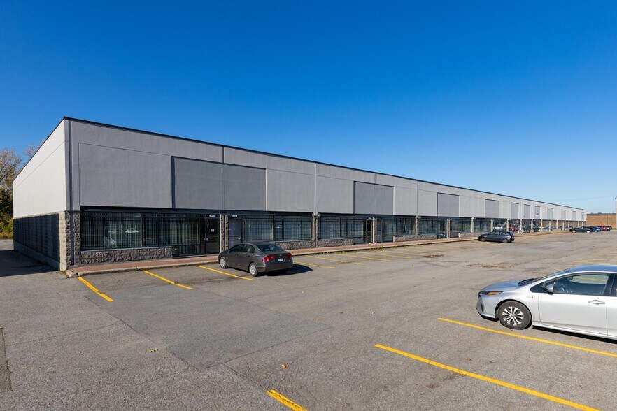 480-518 Av Lépine, Dorval, QC à louer - Photo de l’immeuble – Image 3 sur 9
