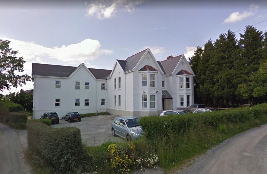 Care Home, Carmarthen à vendre - Photo principale – Image 1 sur 2