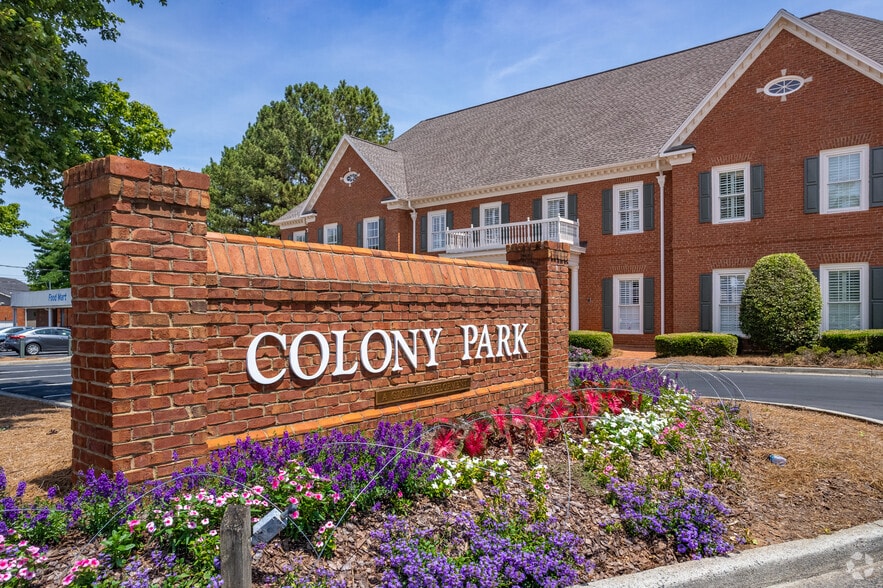 284 S Main St, Alpharetta, GA à louer - Photo de l’immeuble – Image 3 sur 51