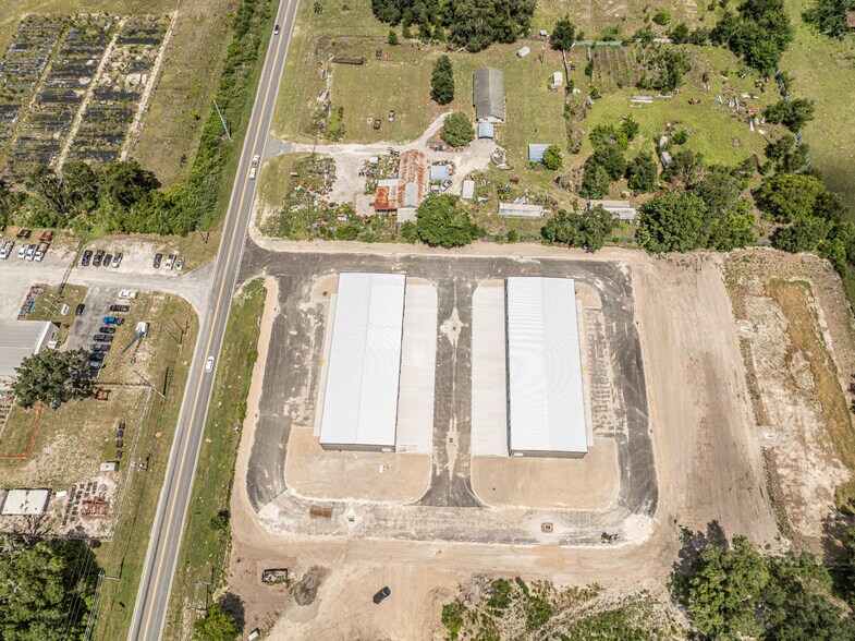 3023 E C 48, Center Hill, FL à louer - Photo de l’immeuble – Image 2 sur 40