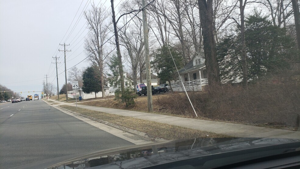 11909 Route 29, Fairfax, VA à louer - Photo de l’immeuble – Image 2 sur 2