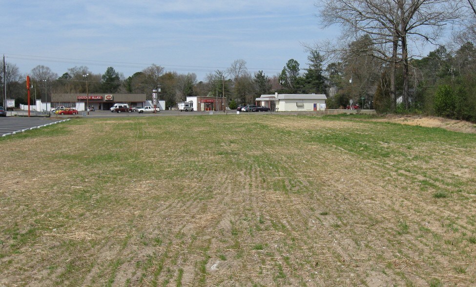 Dunn Rd & US 301, Fayetteville, NC à vendre - Photo principale – Image 1 sur 4