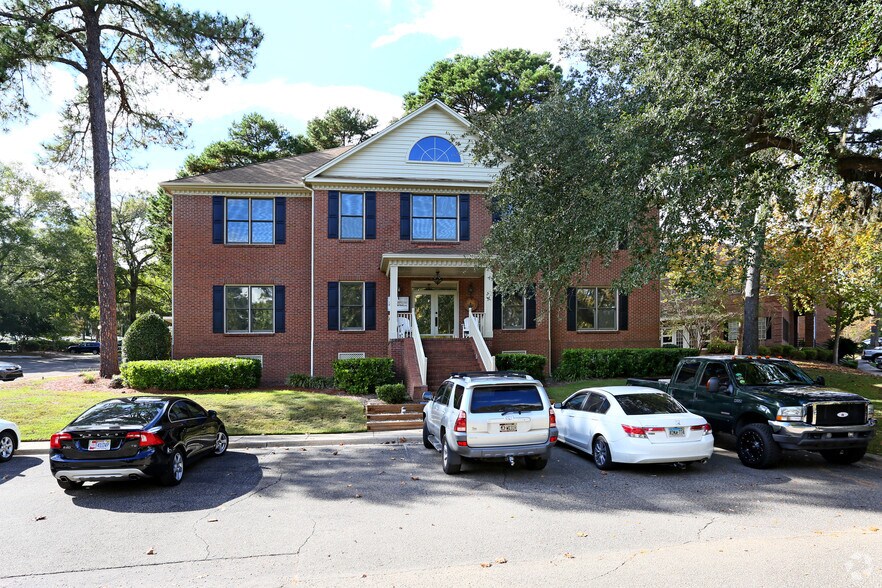 2833 Remington Green Cir, Tallahassee, FL à louer - Photo de l’immeuble – Image 3 sur 26