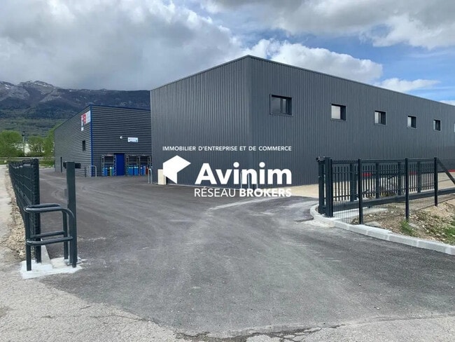 Plus de détails pour Industriel/Logistique à vendre