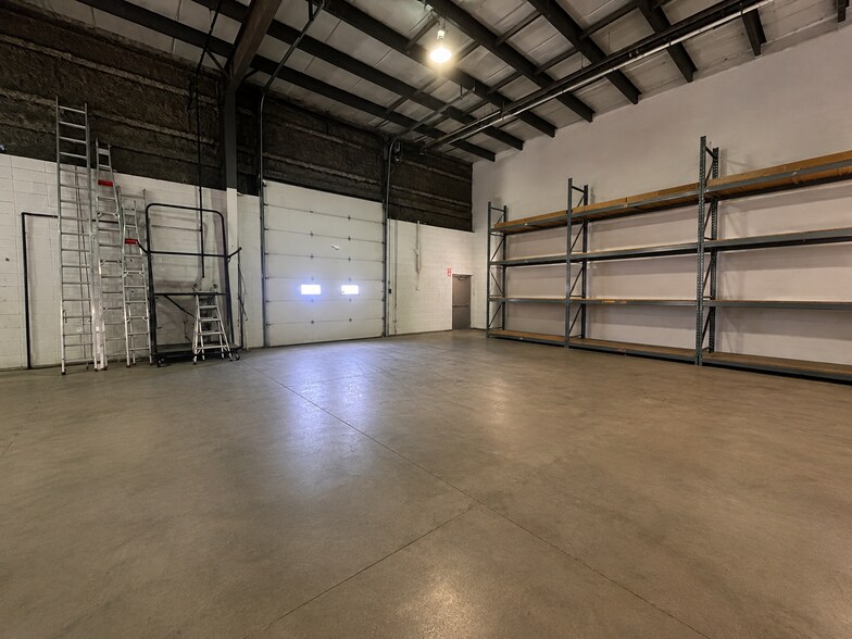 3912 84th Ave, Leduc, AB à louer - Photo de l’immeuble – Image 2 sur 7