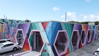 418-422 NW 25th St - Local commercial