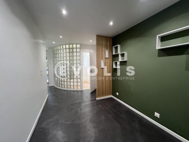 Local commercial dans Joinville-le-Pont à vendre - Photo intérieure – Image 1 sur 10