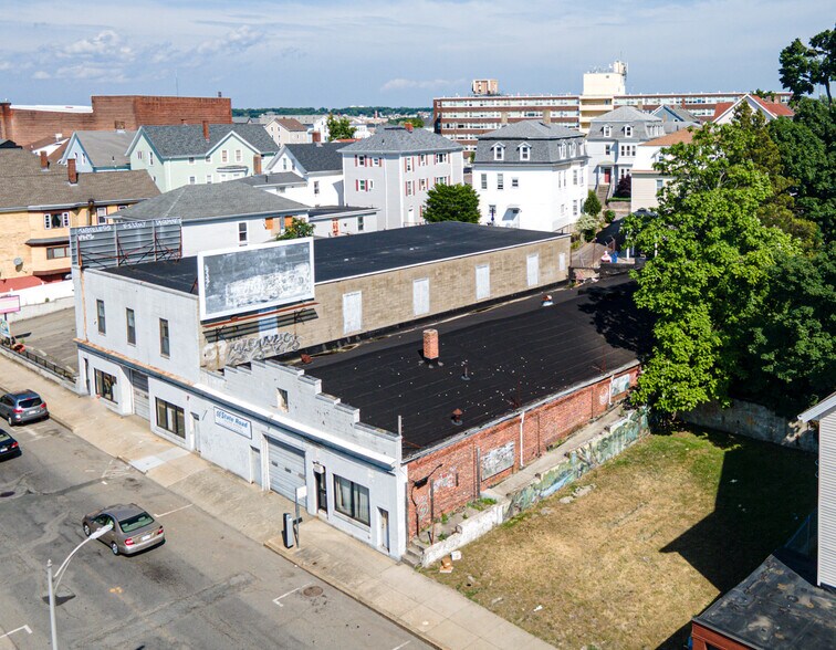 478-484 S Main St, Fall River, MA à vendre - Photo de l’immeuble – Image 3 sur 21