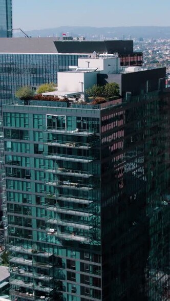 700 W 9th St, Los Angeles, CA à louer - Vidéo sur l’annonce professionnelle – Image 2 sur 7