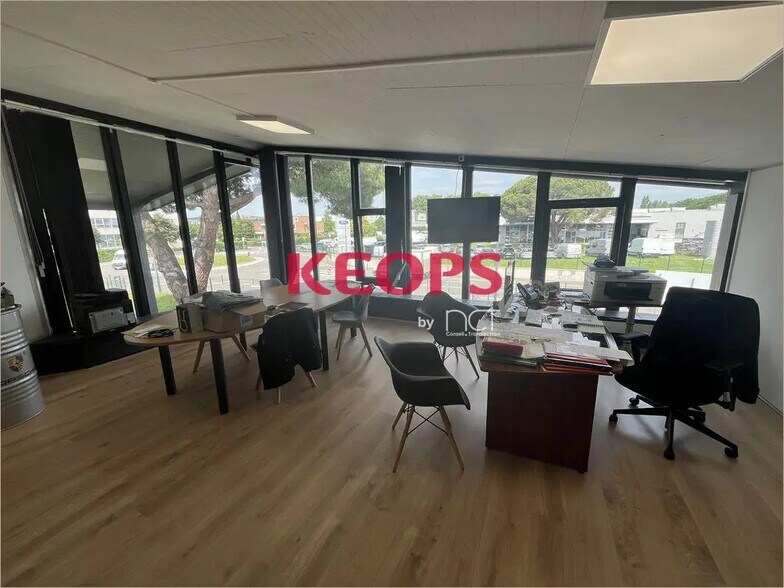 Local d’activités dans Toulouse à louer - Photo de l’immeuble – Image 2 sur 6