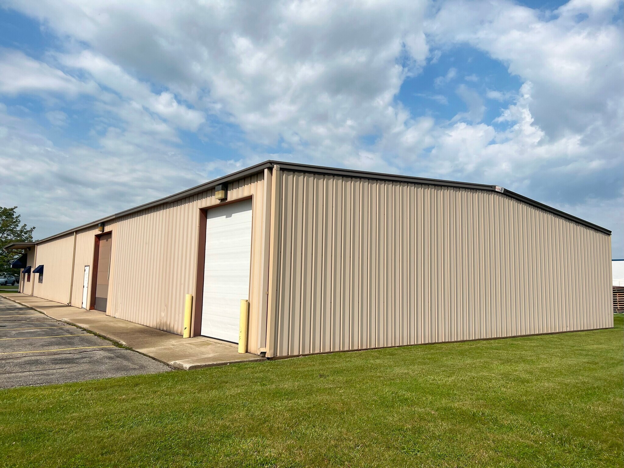 600 E Morley Dr, Saginaw, MI à vendre Photo principale– Image 1 sur 2
