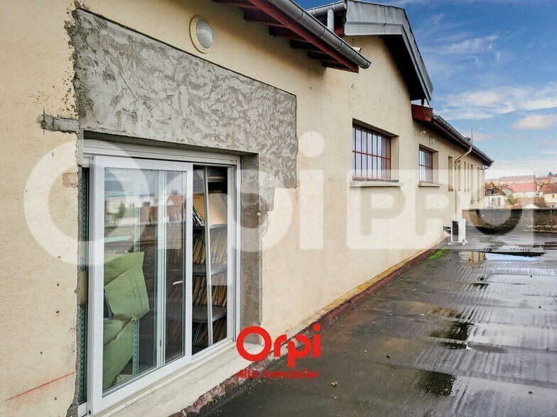 Bureau dans Montluçon à vendre - Photo de l’immeuble – Image 3 sur 14