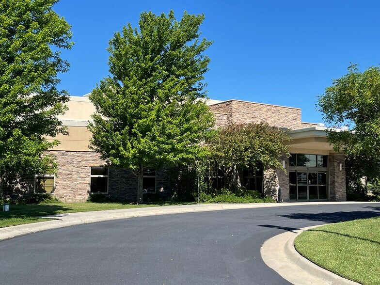 13213 W 21st St N, Wichita, KS à louer - Photo de l’immeuble – Image 3 sur 13