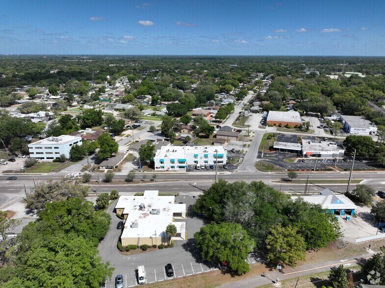 7523 Aloma Ave, Winter Park, FL à vendre – Image 2 sur 22