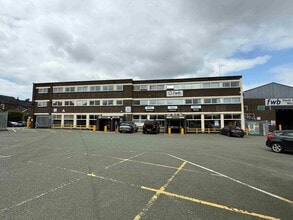 Wheildon Rd, Stoke On Trent à louer Photo de l’immeuble– Image 1 sur 22