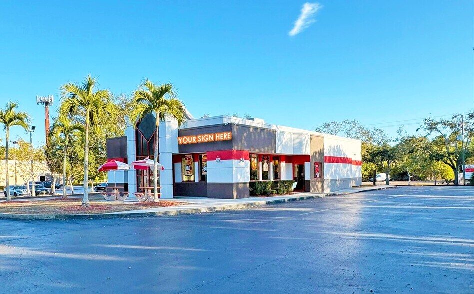 9290 Daniels Pky, Fort Myers, FL à louer - Photo principale – Image 1 sur 4