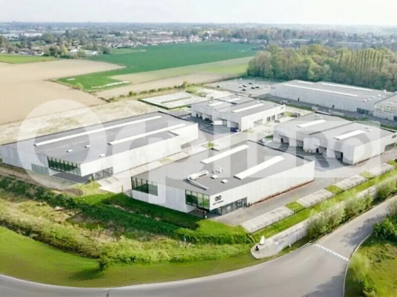 Industriel/Logistique dans Roncq à louer - Photo de l’immeuble – Image 3 sur 6