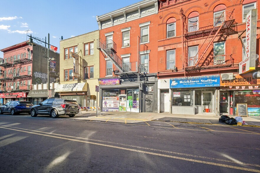 89 Market St, Paterson, NJ à vendre - Photo de l’immeuble – Image 2 sur 40
