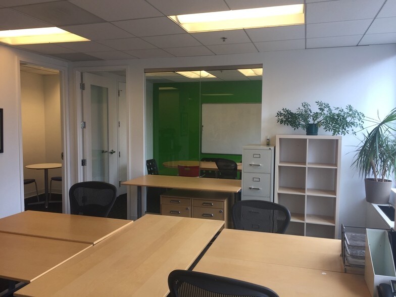 1730 Rhode Island Ave NW, Washington, DC à louer - Photo intérieure – Image 2 sur 25