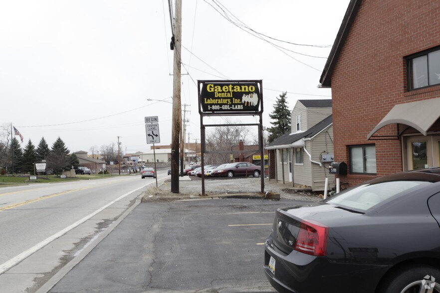 5390 Steubenville Pike, McKees Rocks, PA à louer - Photo de l’immeuble – Image 3 sur 4