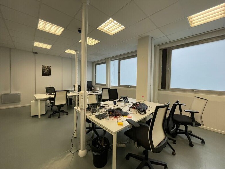 22 Rue Des Reculettes, Paris à vendre - Photo de l’immeuble – Image 3 sur 6