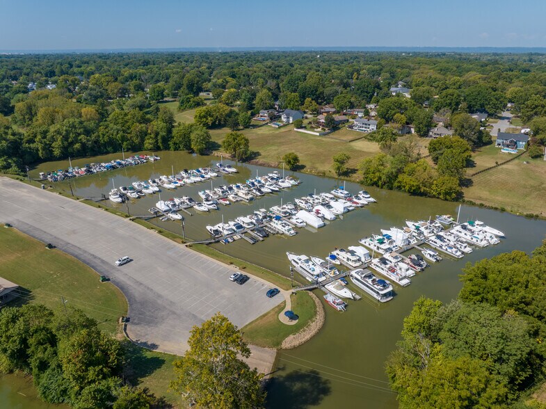 4000 Utica Pike, Jeffersonville, IN à vendre - Photo de l’immeuble – Image 3 sur 24