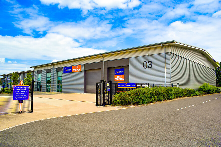 Worcester Rd, Kidderminster à louer - Photo de l’immeuble – Image 1 sur 4