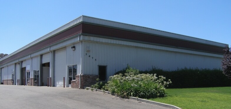 3675 Wilcox Rd, Stockton, CA à louer - Photo principale – Image 1 sur 2