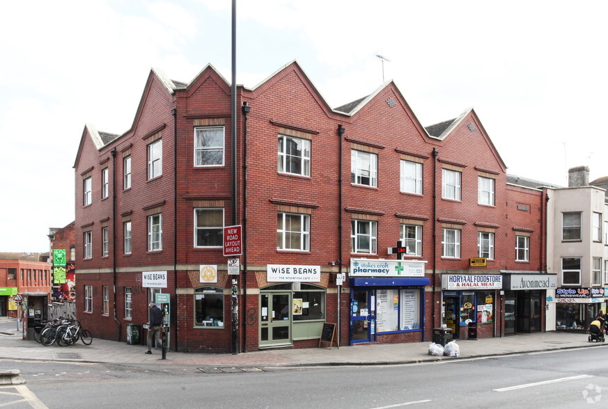 40-48 Stokes Crof, Bristol à louer - Photo de l’immeuble – Image 3 sur 10