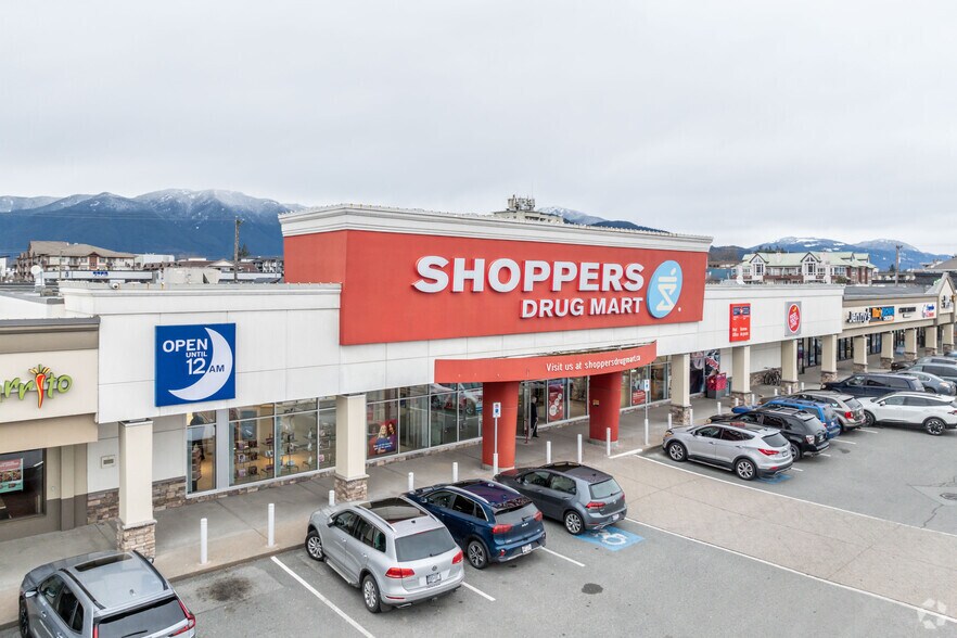 45905 Yale Rd, Chilliwack, BC à louer - Photo de l’immeuble – Image 2 sur 6