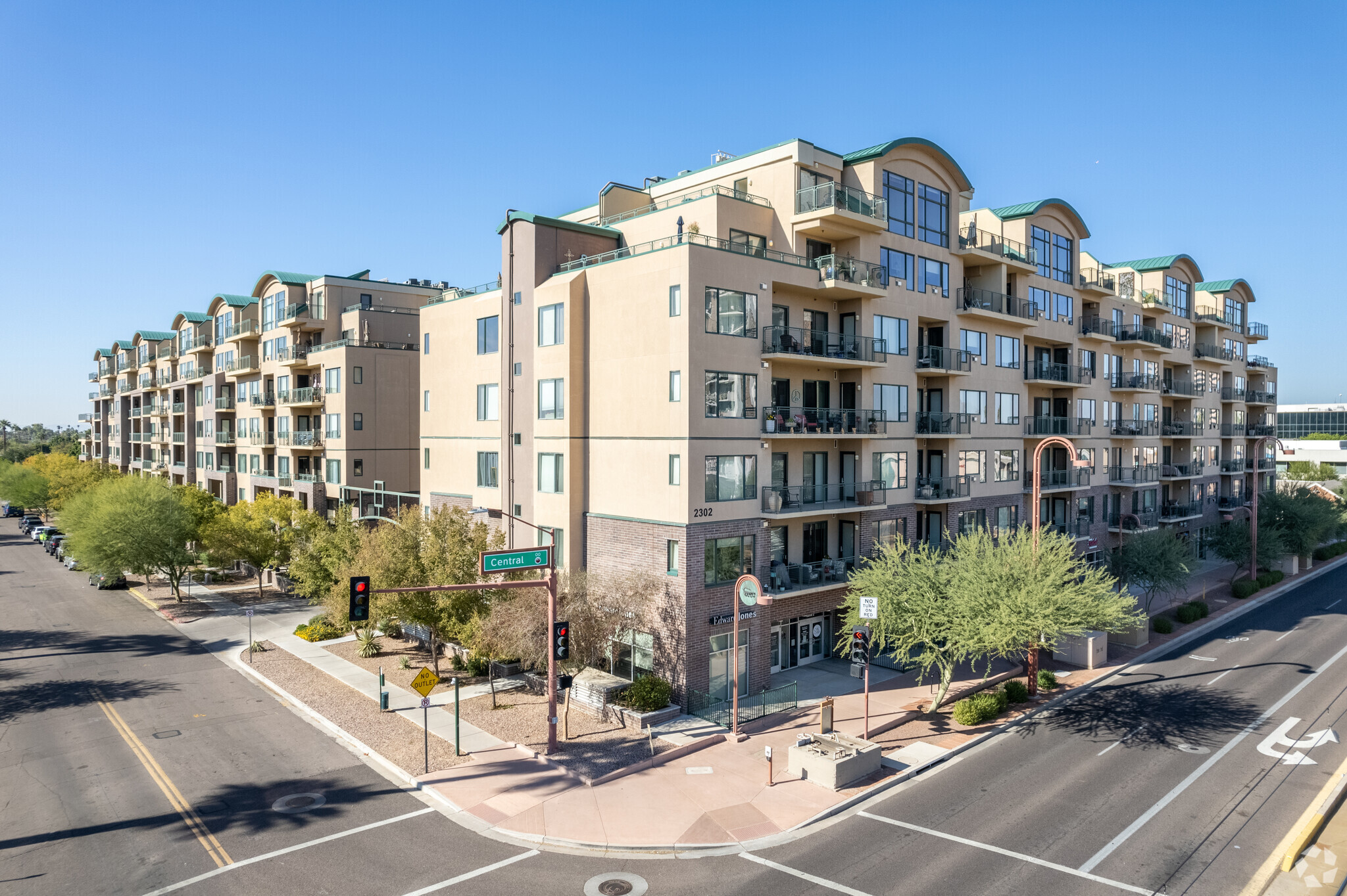 2302 N Central Ave, Phoenix, AZ à vendre Photo principale– Image 1 sur 8
