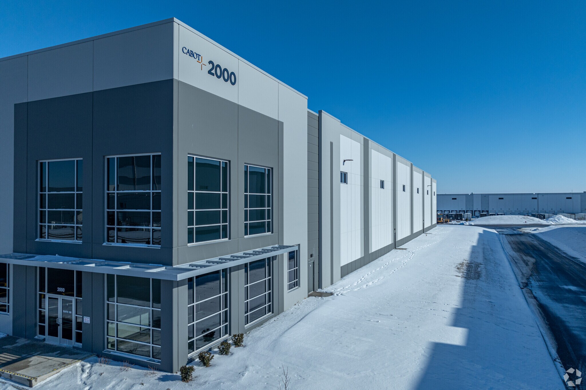 2000 S Rowell Ave, Joliet, IL à louer Photo principale– Image 1 sur 6