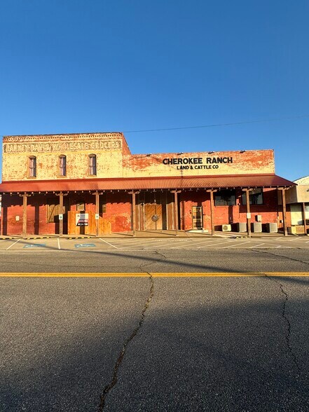 112 E Cherokee Ave, Enid, OK à louer - Photo principale – Image 1 sur 27