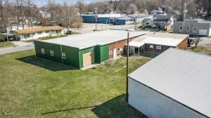 Former cannabis cultivation facility portefeuille de 2 biens à vendre sur LoopNet.fr - Photo principale – Image 2 sur 20
