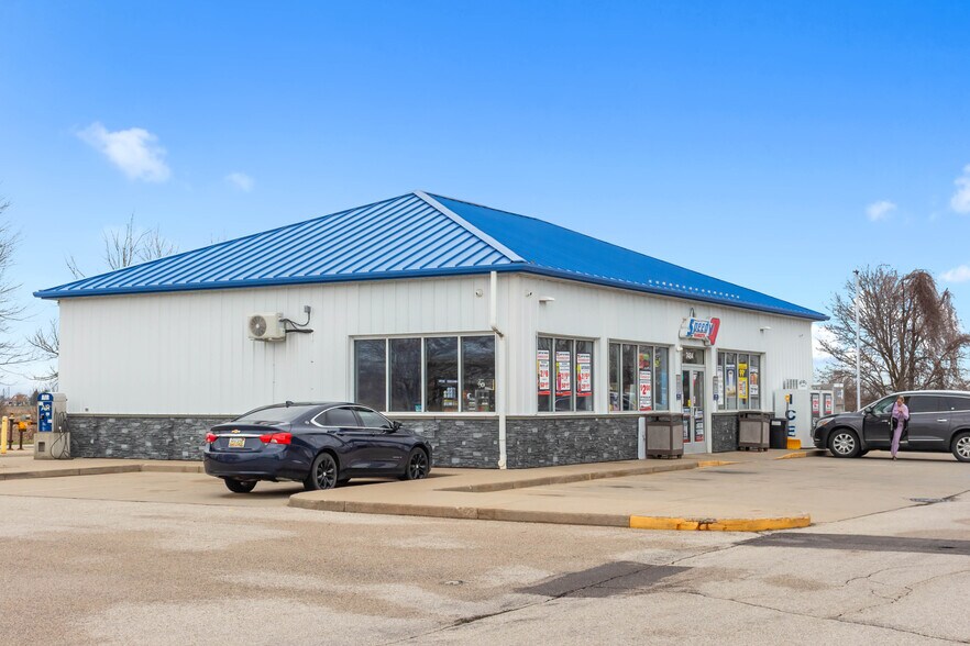 7484 Westside Saginaw Rd, Bay City, MI à vendre - Photo de l’immeuble – Image 3 sur 5