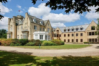 Plus de détails pour Stomp Rd, Burnham - Bureau à louer