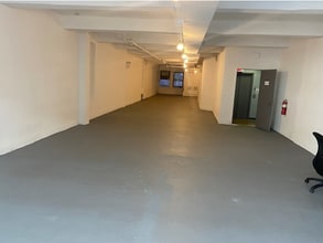 12 E 46th St, New York, NY à louer Photo intérieure– Image 1 sur 2