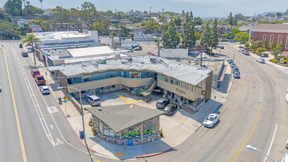 3675-3683 Voltaire St, San Diego, CA à vendre - Photo de l’immeuble – Image 2 sur 15