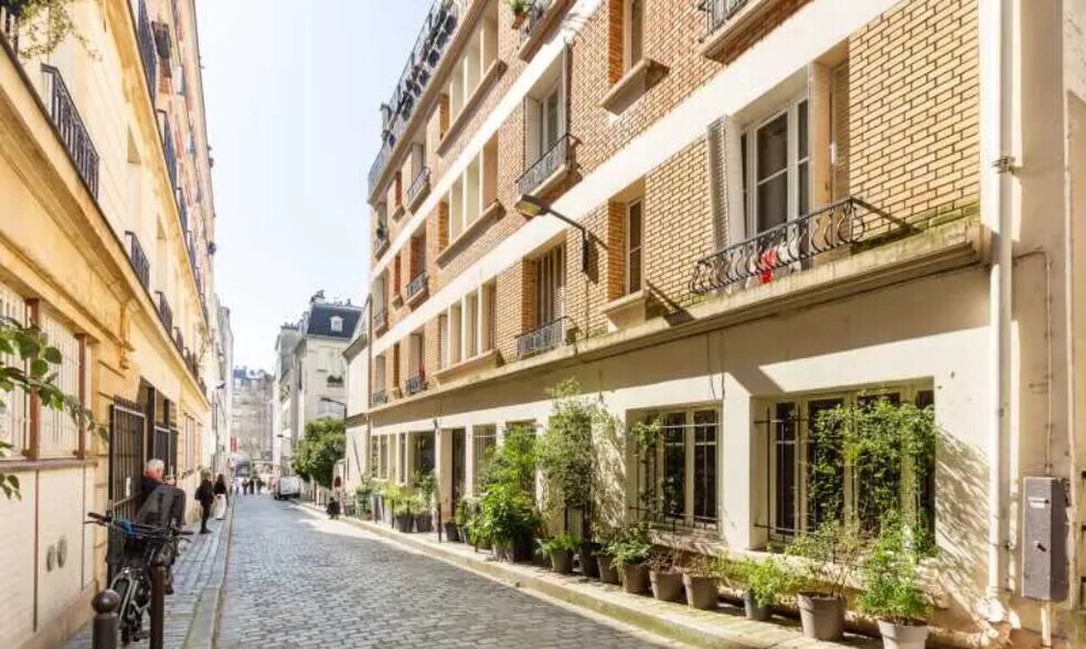 7 Villa De Guelma, Paris à vendre - Photo de l’immeuble – Image 3 sur 8