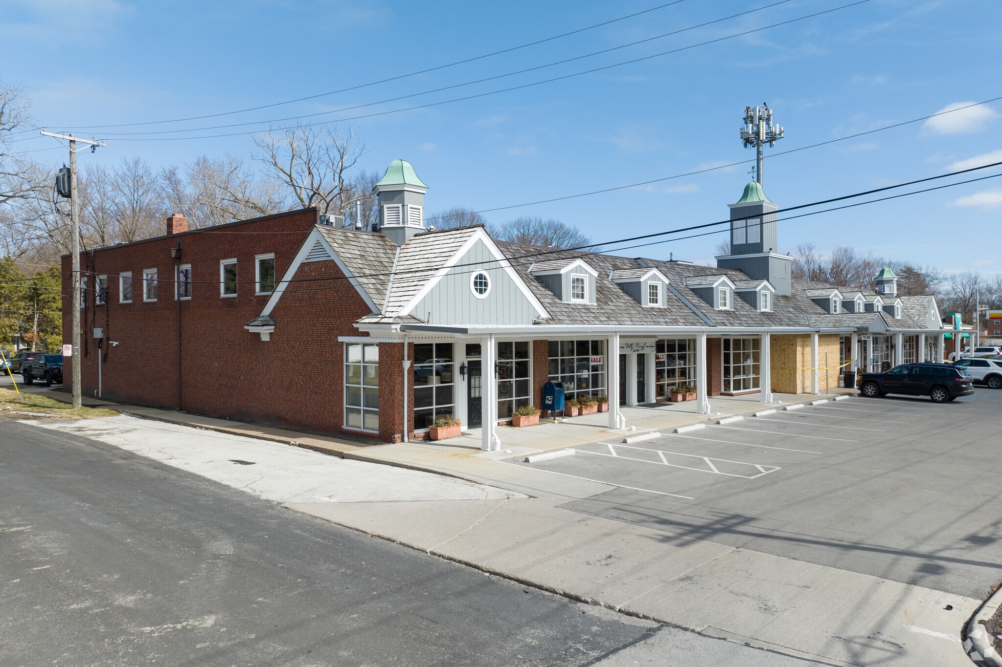 4334 W Central Ave, Toledo, OH à louer Photo principale– Image 1 sur 18