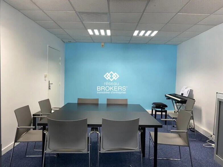 Bureau dans Grenoble à vendre - Photo intérieure – Image 2 sur 11