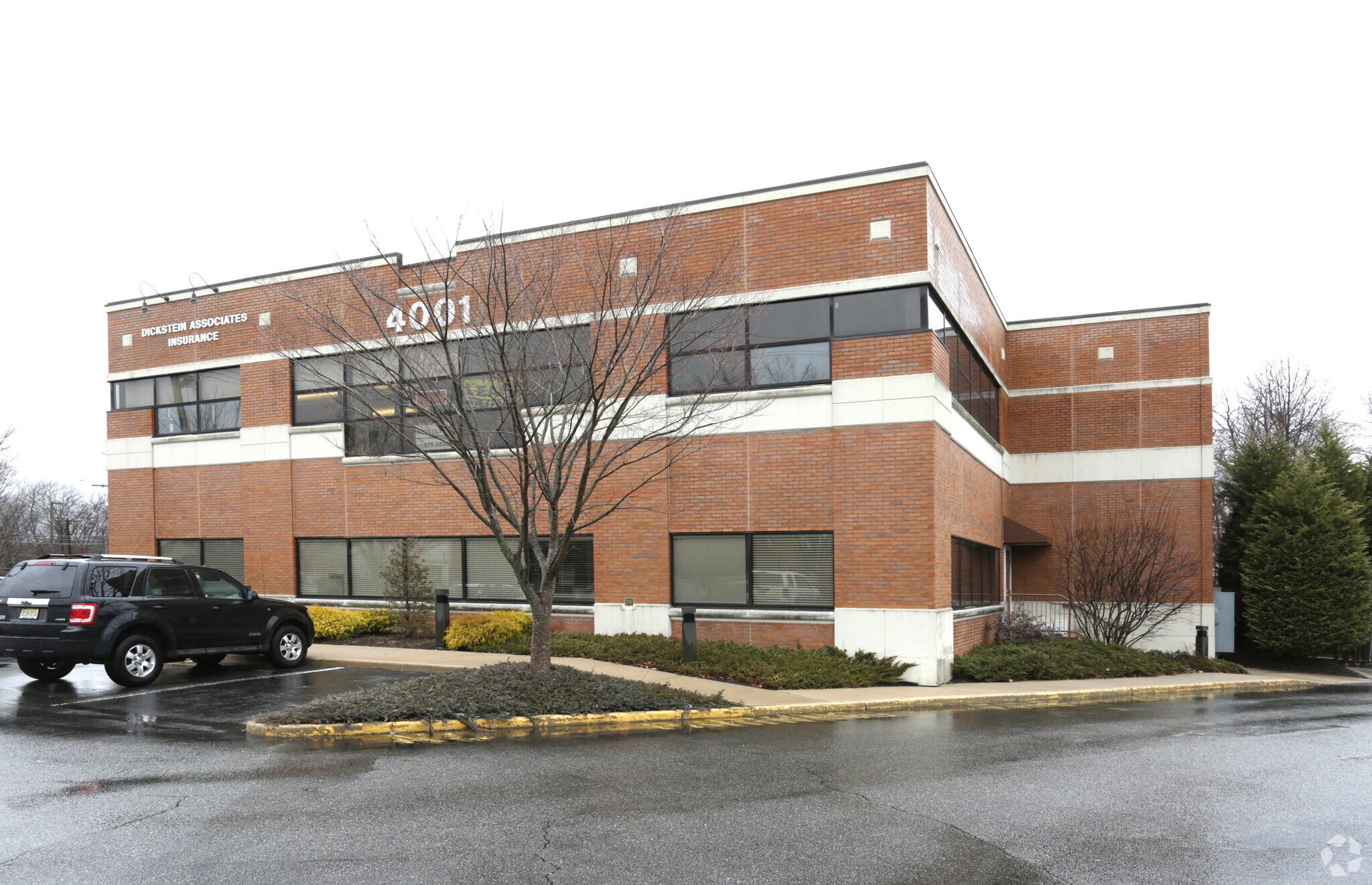 4001 Asbury Ave, Tinton Falls, NJ à louer Photo de l’immeuble– Image 1 sur 8