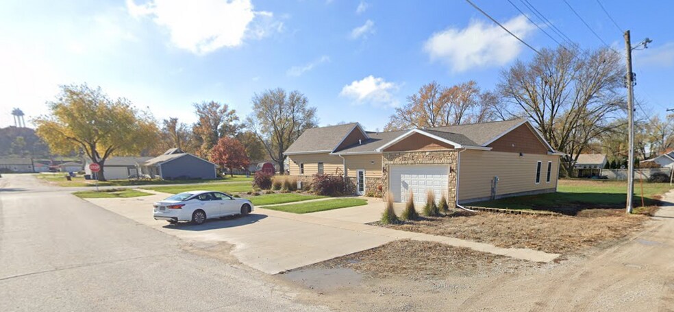 527 Main St, Van Meter, IA à vendre - Photo de l’immeuble – Image 3 sur 12