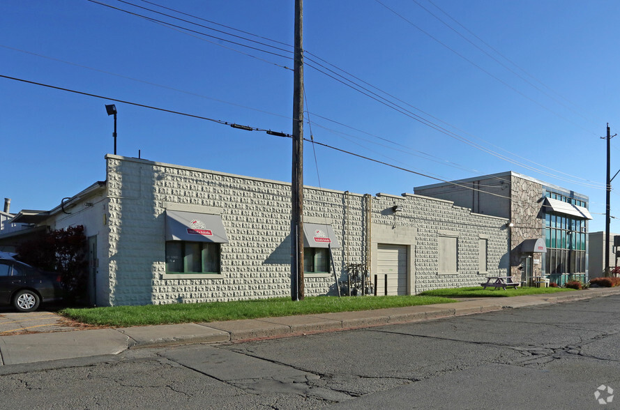 150 Chatham St, Hamilton, ON à vendre - Photo de l’immeuble – Image 2 sur 3