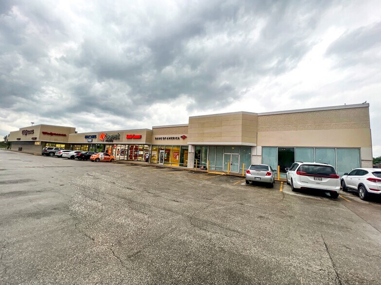 6740 Harrisburg Blvd, Houston, TX à louer - Photo de l’immeuble – Image 3 sur 3